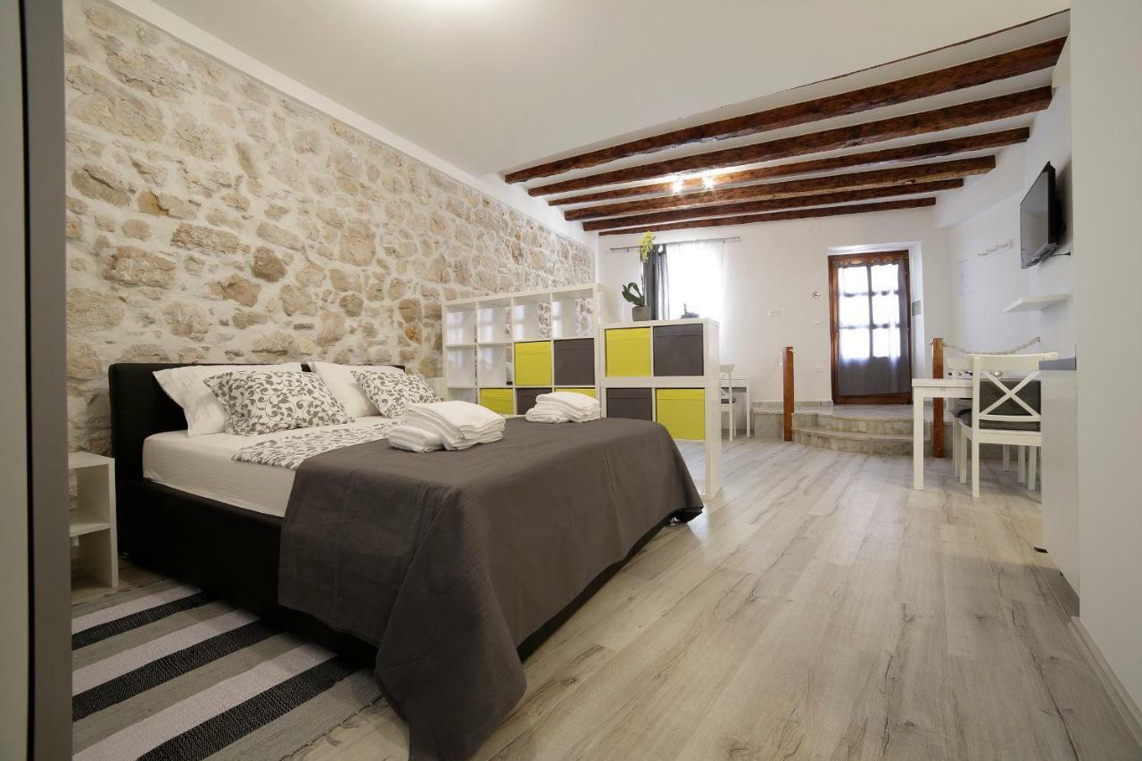 Zen Studio In Center Of Rovigno Esterno foto